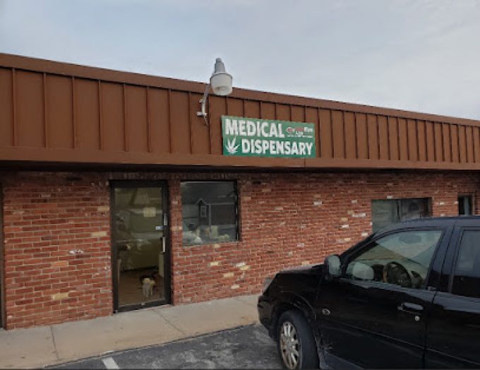 RedEye 420 - Medical Marijuana Dispensary Tulsa - 15th Sheridan